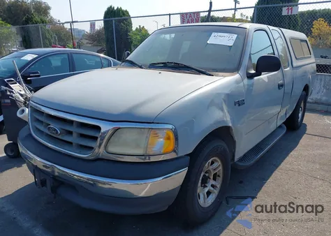 2001 Ford F-150 Xl/Xlt z USA, uszkodzony, nr VIN 1FTZX17251NB05749